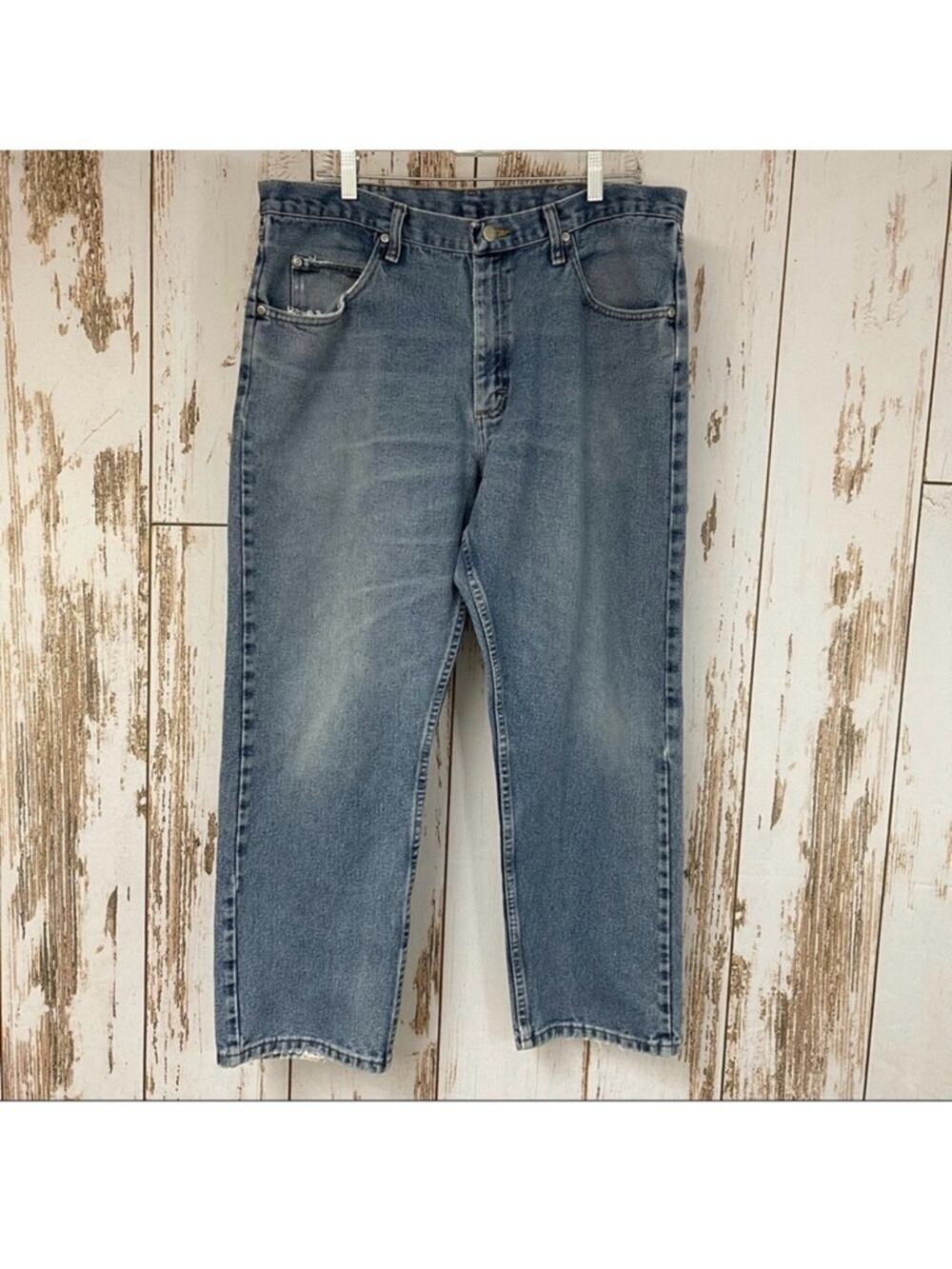 Wrangler Jeans, Size 36x29. Light Wash. In excellent condition!!